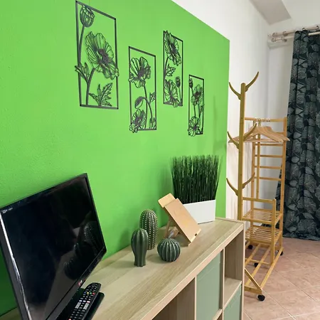Apartment Colben Garden House - Relax E Sole A Pochi Passi Dal Mare Livorno