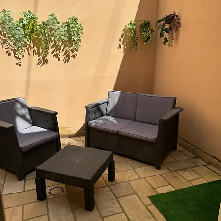 Apartment Colben Garden House - Relax E Sole A Pochi Passi Dal Mare Livorno